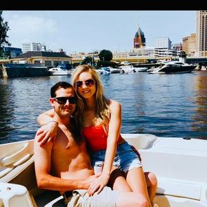 Meet your Posher, Derek